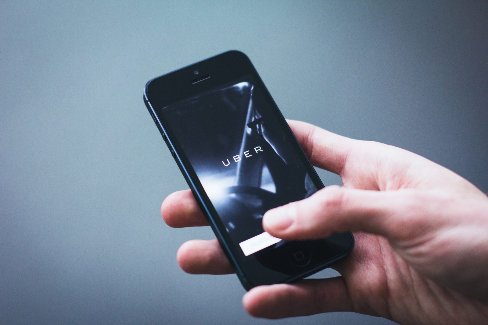 Chauffeurs UBER : requalification en contrat de travail